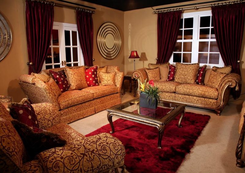 Sofas & Coffee Table